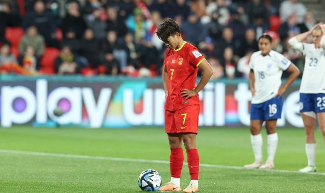 app下载-王霜：我们不是好榜样 希望未来孩子不会这么狼狈